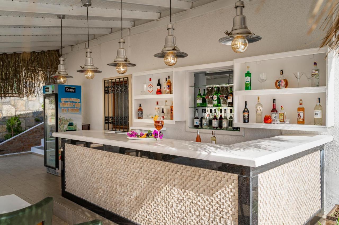 Queen Boutique Hotel ビテツ エクステリア 写真